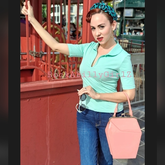 Tatyana Keynote Sexy Mint Vintage 1950's Pinup Stretch Keyhole Top w Darting - Picture 4 of 5